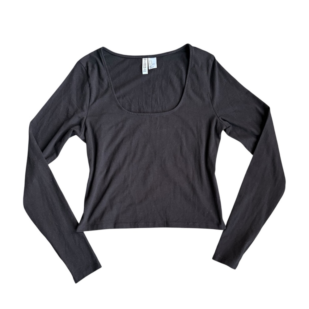 Women's Black Long Sleeve Top